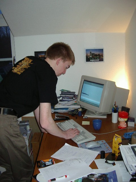 Peter (BB3) is updating the web page.