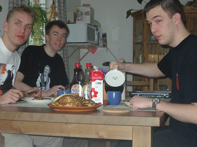 The usual breakfast is served.